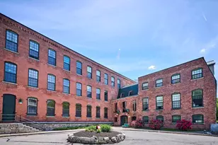 71 Princeton St, Chelmsford, MA 01863 - Photo 1