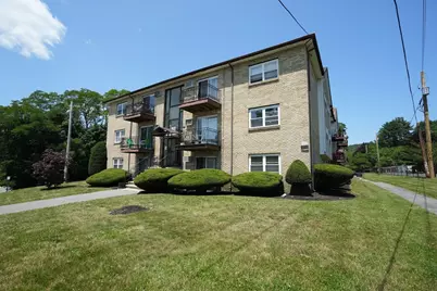 81 High St #27, Amesbury, MA 01913 - Photo 1