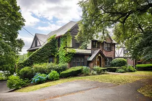 55 Goodnough Rd, Brookline, MA 02467 - Photo 1