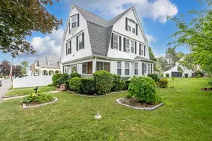 27 Edison St, Quincy, MA 02169 - Photo 1