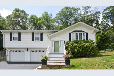 26 Sunset Dr, Milford, MA 01757 - Photo 1