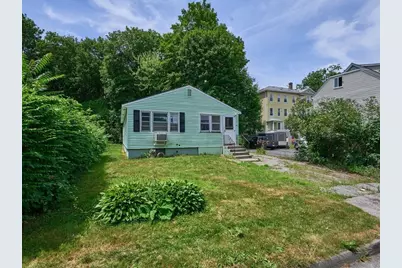 10 Ashwood St, Worcester, MA 01604 - Photo 1