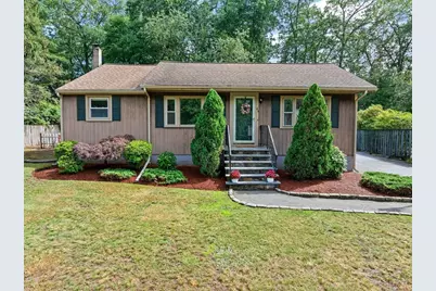 49 Courier St, Weymouth, MA 02190 - Photo 1