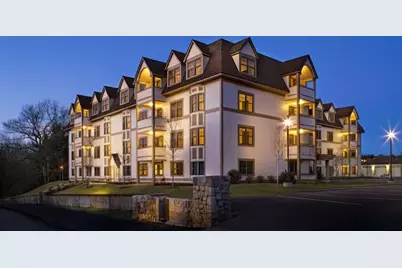 12 Russell Rd #405, Wellesley, MA 02482 - Photo 1