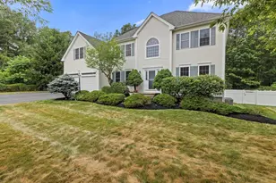 12 Primrose Ln, Westborough, MA 01581 - Photo 1