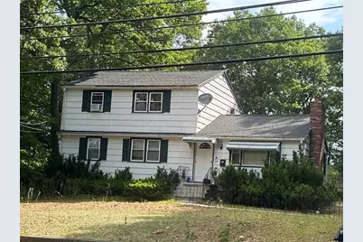 114 Lake St, Peabody, MA 01960 - Photo 1