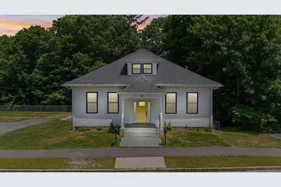 730 Salem St #B, Groveland, MA 01834 - Photo 1