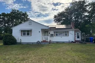 135 Bulat Dr, Springfield, MA 01129 - Photo 1