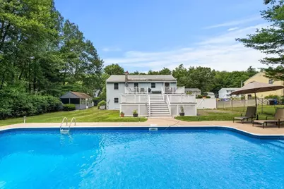 39 Jak Len Dr, Salisbury, MA 01952 - Photo 1