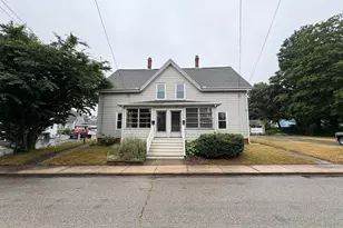 24 Elmwood St, Amesbury, MA 01913 - Photo 1