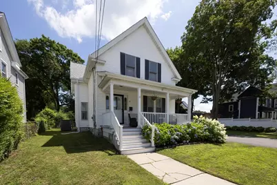 11 Garfield St, Franklin, MA 02038 - Photo 1