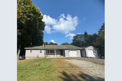 438 State St, Belchertown, MA 01007 - Photo 1