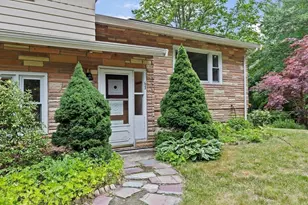 61 Pleasant St, Pembroke, MA 02359 - Photo 1