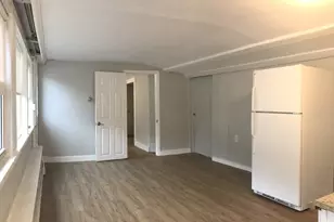 10 Oxford Ave, Haverhill, MA 01835 - Photo 1