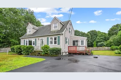 2 David Circle, Woburn, MA 01801 - Photo 1