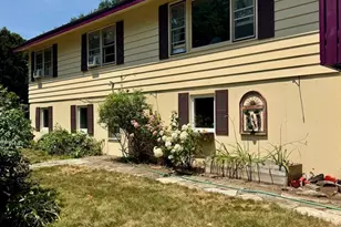 8 Pond St, Oxford, MA 01540 - Photo 1