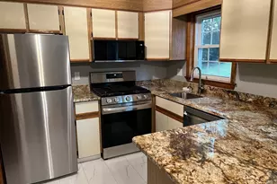 25 Juniper St, Lowell, MA 01852 - Photo 1