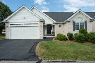 67 Hillview Ln, Northbridge, MA 01588 - Photo 1