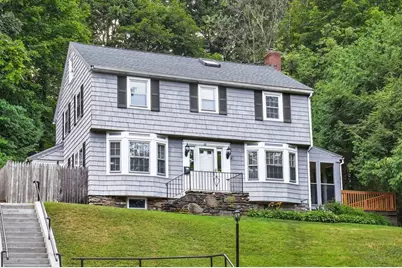 28 Saint Elmo Rd, Worcester, MA 01602 - Photo 1