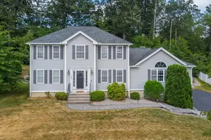 142 Blair Dr, Holden, MA 01520 - Photo 1