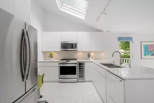 13 Angelica Dr, Framingham, MA 01701 - Photo 1