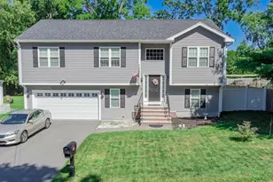 21 Bradford St, New Bedford, MA 02745 - Photo 1