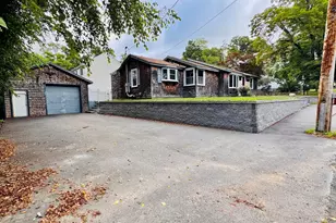 22 Lincoln Ave, Plainville, MA 02762 - Photo 1