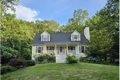 286 Riverlin St, Millbury, MA 01527 - Photo 1