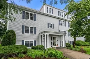 14 Webb Pl, Mansfield, MA 02048 - Photo 1