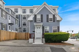 7 Cox Ct, Beverly, MA 01915 - Photo 1