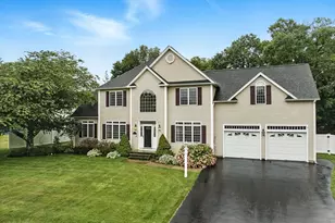 5 Peach Tree Dr, Sutton, MA 01590 - Photo 1