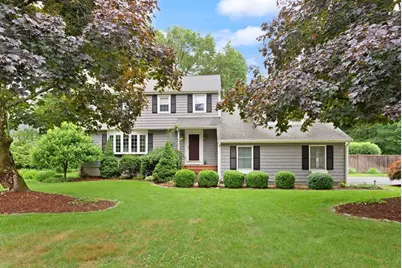 32 Heritage Dr, Easton, MA 02356 - Photo 1