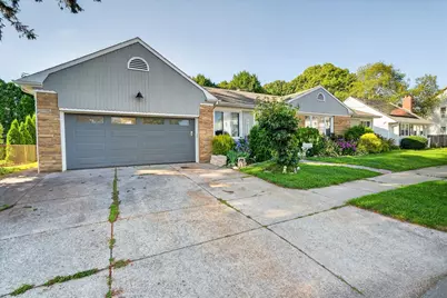 511 Bedford St, New Bedford, MA 02740 - Photo 1