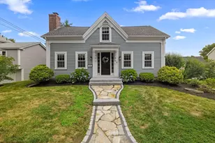 33 South St, Grafton, MA 01519 - Photo 1