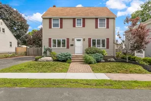 23 Carlton St, Peabody, MA 01960 - Photo 1