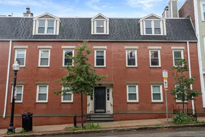 268 Bunker Hill St #5, Boston, MA 02129 - Photo 1