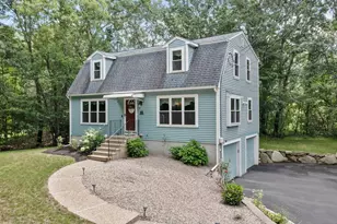 15 Alder St, Medway, MA 02053 - Photo 1