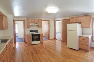 6 Pond St, Spencer, MA 01562 - Photo 1