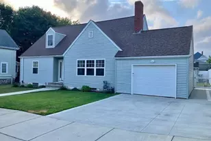 47 Valentine St, New Bedford, MA 02744 - Photo 1