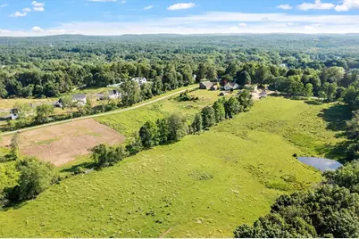 98 King St, Groveland, MA 01834 - Photo 1