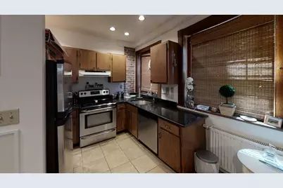 1722 Beacon St #4, Brookline, MA 02446 - Photo 1