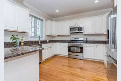 43 Hammond St #1, Waltham, MA 02451 - Photo 1