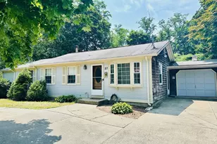 27 Main St, East Providence, RI 02915 - Photo 1