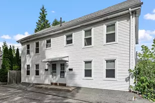 79 Oriental Ct, Stoneham, MA 02180 - Photo 1