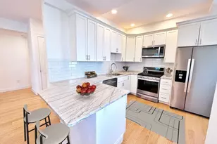 14 Murray Ct, Boston, MA 02128 - Photo 1