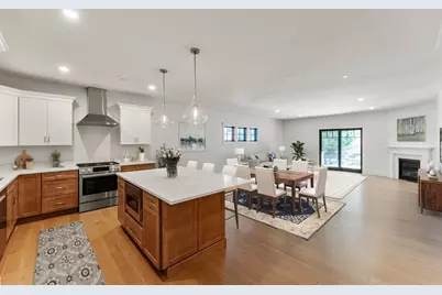 134 Court St #6, Plymouth, MA 02360 - Photo 1