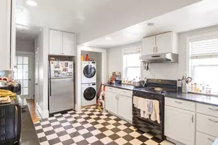 17 Allen St, Cambridge, MA 02140 - Photo 1