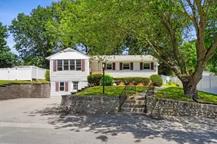 85 Hazel St, Methuen, MA 01844 - Photo 1