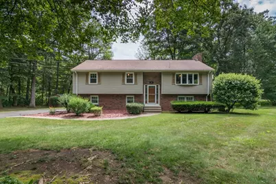 1 Maplewood Dr, Wilbraham, MA 01095 - Photo 1
