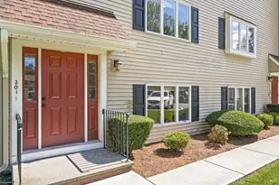 305 Salem St, Woburn, MA 01801 - Photo 1